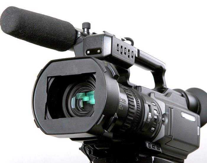 stand black mini-dv camcorder with 3ccd matrix